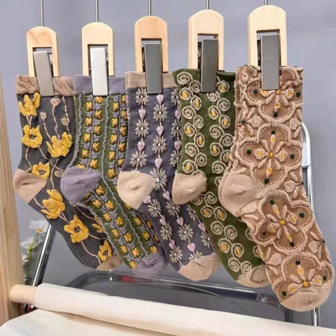 5 Pairs Retro Palace Relief Socks