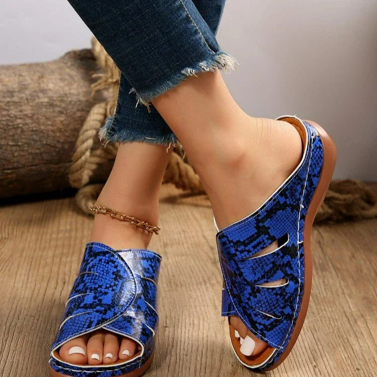 Hollow Snake Print  Wedge Fish Mouth Slippers
