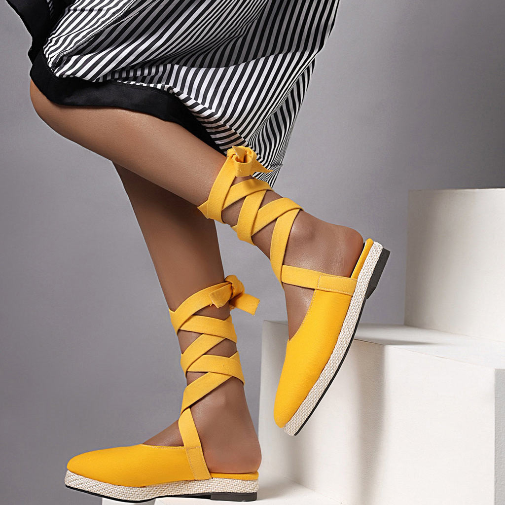 Pointed Toe Crossover Lace-up Sandals