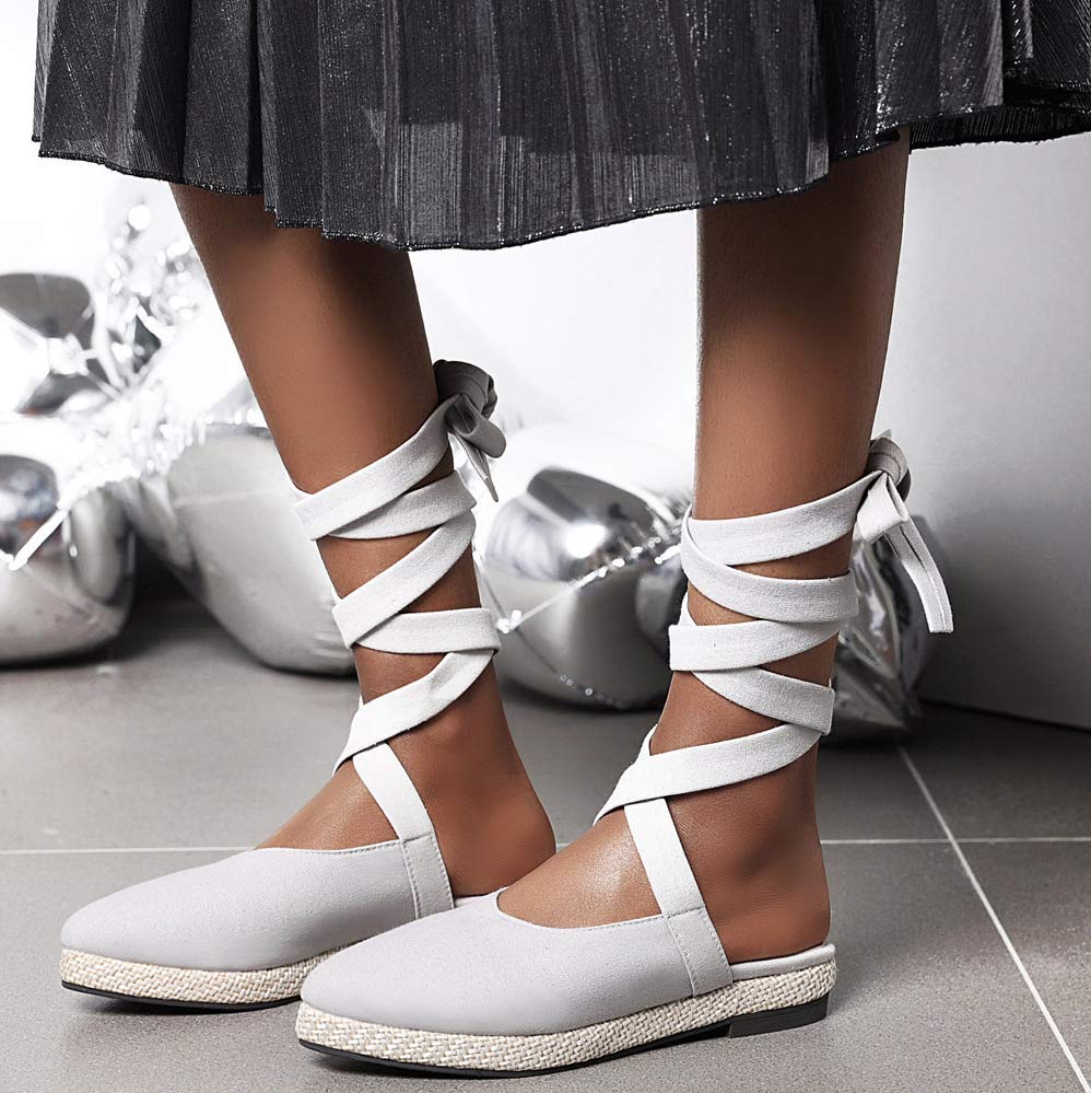 Pointed Toe Crossover Lace-up Sandals