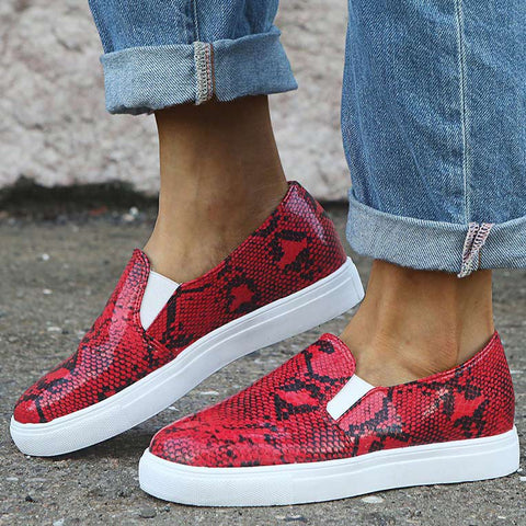 Snakeskin Print Decor Textured Flats
