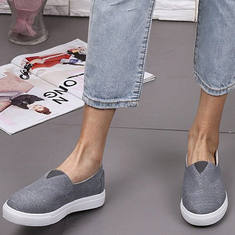 Simple Breathable Canvas Flats