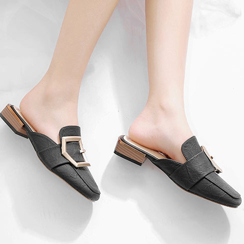 Decor Metal Closed-toe Pump Shoes Flat Sandals
