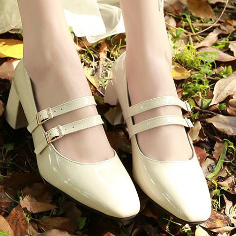 Patent Leather Low Heel Pumps With Buckle