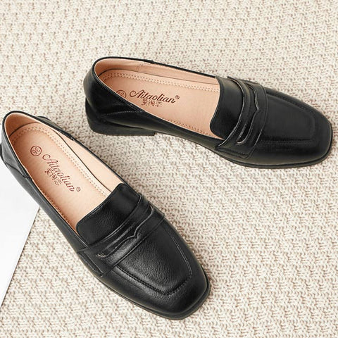 Patent Leather Flat Heel Closed Toe Shoes