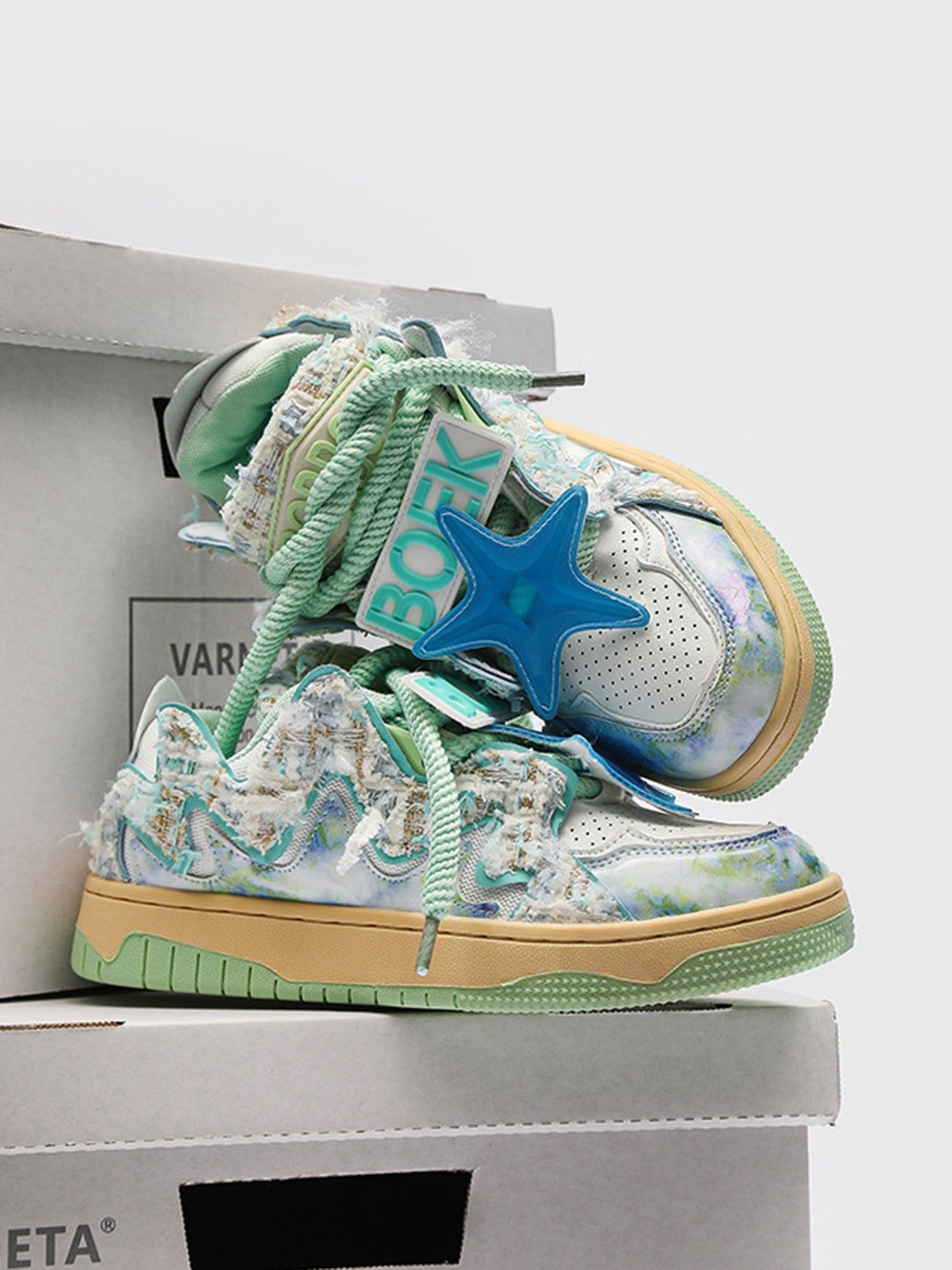 Retro High Street Sneakers